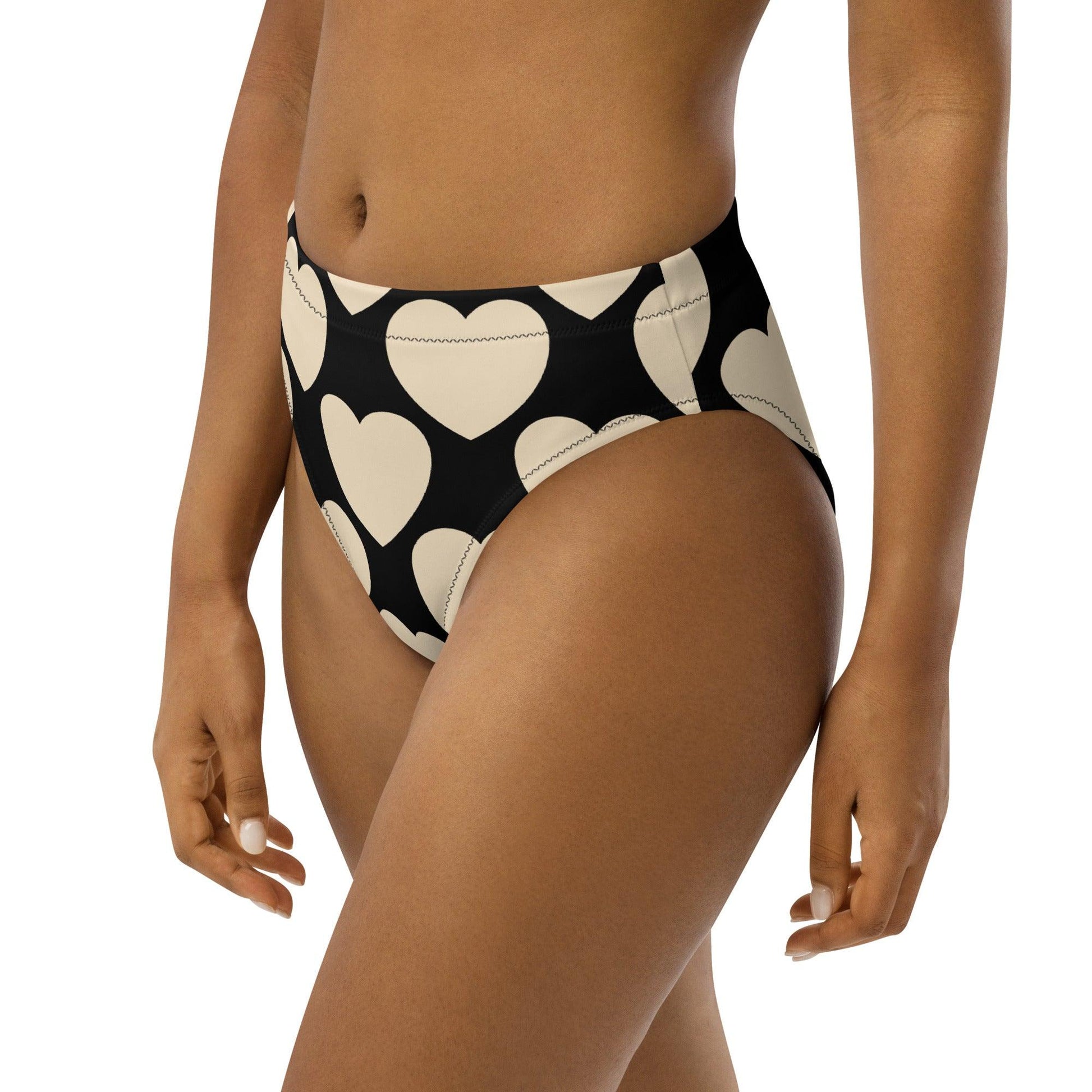 Bikini bottom - ELLIE LOVE bw - Bold heart print
