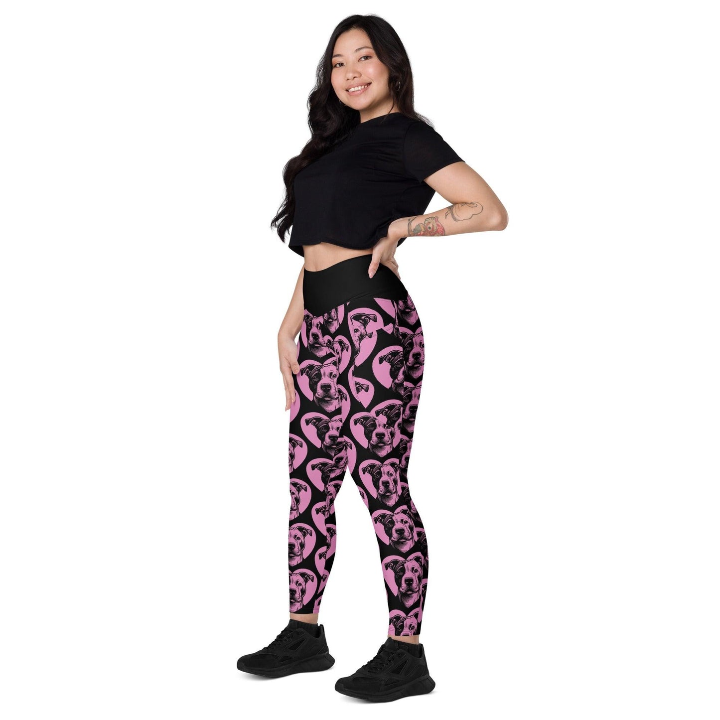 Dog breed leggings with pockets - AMERICAN STAFFORDSHIRE TERRIER - HERTTAHOUND - pink - Retro floral print