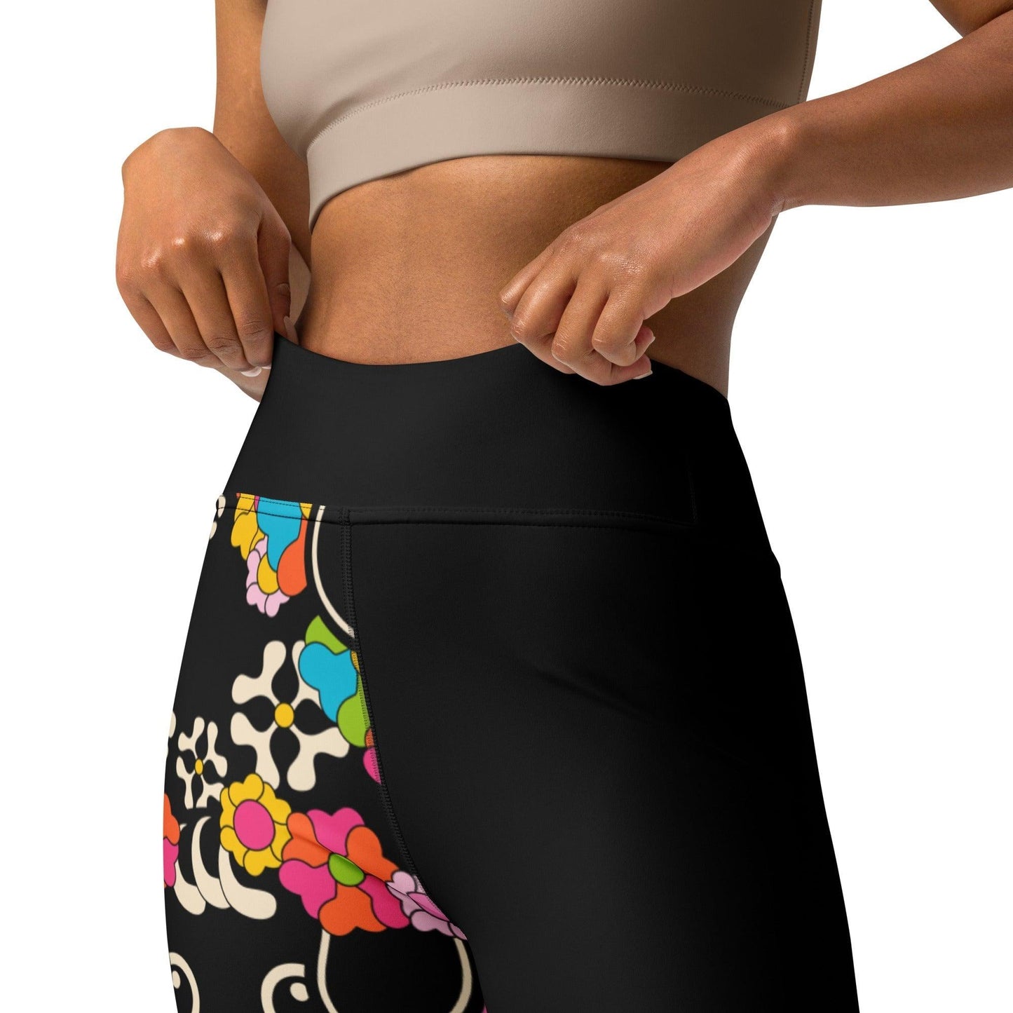Yoga leggings - FUNKYPUP black - Cute dogs and flowers print