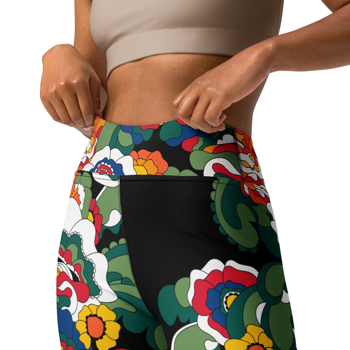 Yoga leggings - GROOVY KURBITS black - Folk floral print