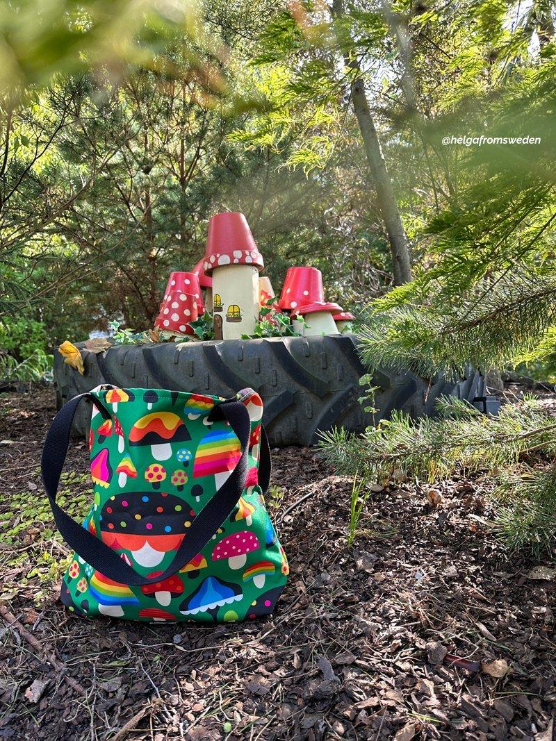 Tote bag - MUSHROOM MANIA green - Colorful mushroom print